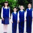 Sondaj: Românii susţin uniforma în şcoală
