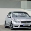 Mercedes prezintă noul model de performanţă E 63 AMG