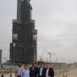 Cristian Gavrilescu, al doilea din dreapta, alături de alţi colegi arhitecţi, în timpul unui „stagiu” în Dubai