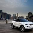 Land Rover va dezvălui pe 1 octombrie identitatea noului LRX
