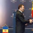 Premierul Republicii Moldova, Vlad Filat şi ministrul de Externe al României, Teodor Baconschi. Foto: MAE