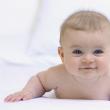 Studiu: Copiii născuţi prin cezariană sunt mai calmi