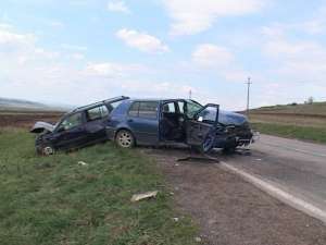 Accidentul petrecut la Dărmăneşti, în urma căruia un bătrân a murit, iar alte cinci persoane au fost rănite
