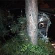 Maşina lui Ghiţă Ignat s-a izbit de un copac, după care s-a răsturnat pe o parte