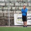 Antrenorul Dănuţ Mândrilă nu a scăpat de emoţii decât la finalul confruntării cu Sporting