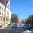 Motocicliştii au accesul interzis pe esplanada pietonală din faţa Palatului Administrativ din municipiul Suceava