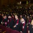 Cei 279 de absolvenţi împreuna cu părinţii s-au adunat, joi, în cadrul cursului festiv de absolvire