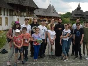 Copiii din Grupul de Cateheză al Bisericii „Sfântul Dumitru” din Suceava, în excursie în Maramureș