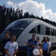Automotorul care circulă pe ruta Suceava-Putna