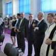 Directorul CN „Ştefan cel Mare” Suceava, Dan Popescu, alături de primarul Ion Lungu și de preoții care au oficiat slujba religioasă de binecuvântare a elevilor, profesorilor şi părinţilor