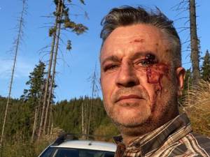 Activistul Tiberiu Boșutar, umilit în pădure de agresorii care l-au sechestrat  FOTO Facebook Legea codrului