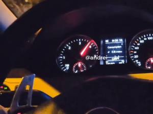 Un tânăr s-a filmat în timp ce trecea cu 200 de km/h prin fața Poliției Suceava