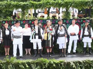 Gheorghe Flutur și eroii principali din filmul „Nuntă în Bucovina”