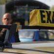 Proba practică pentru permisul de conducere auto, cu examinatori din Botoșani, Alba, Mureș, Vâlcea și Suceava
