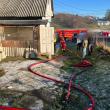 Bărbat găsit carbonizat în casa care a luat foc de la o țigară nestinsă