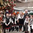 Colindătorii veniți la Primăria Suceava, primiți de primarul Ion Lungu