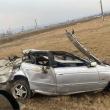 Mașină ”praf” după un accident la Rădăuți. Șoferul, un tânăr de 20 de ani, era băut și a fugit