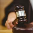 Două condamnări cu executare într-un jaf înscenat ca-n filme, la o sală de jocuri. Foto Shutterstock