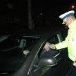 Doi șoferi băuți au luat la țintă un stâlp de electricitate, respectiv un cap de pod