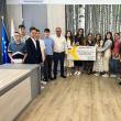 Elevii de nota 10 ai comunei Dărmănești, premiați de primarul Dan Chidoveț